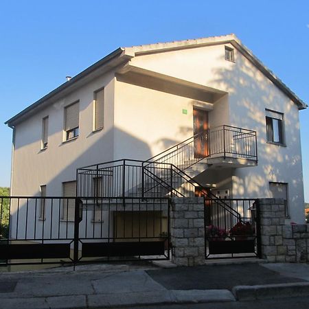 Apartment Razum Pula Zewnętrze zdjęcie