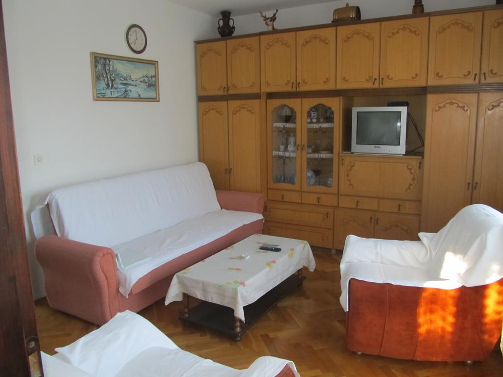 Apartment Razum Pula Zewnętrze zdjęcie